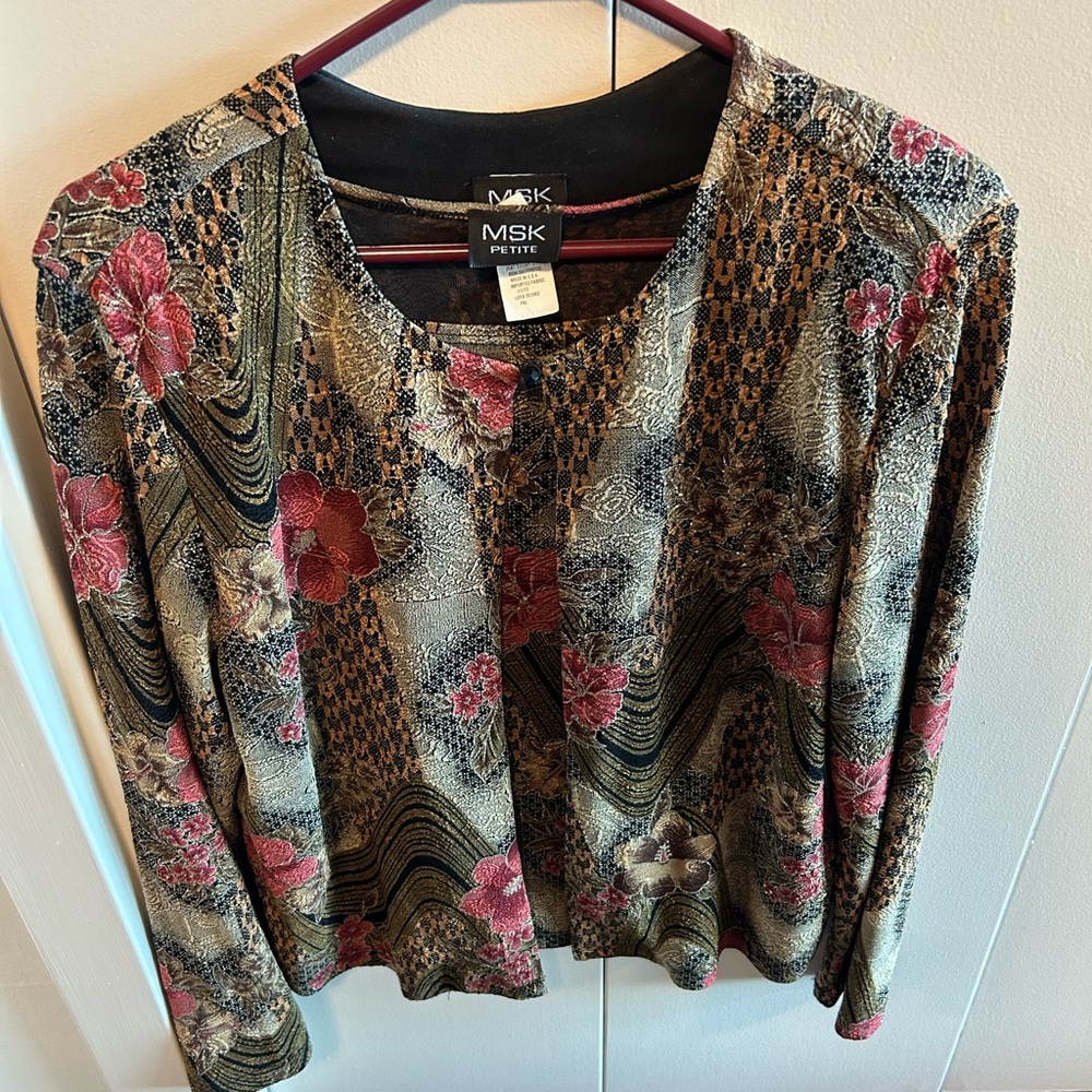 MSK Women's 2 piece jacket and camisole top with Red, Black Gold Floral Design